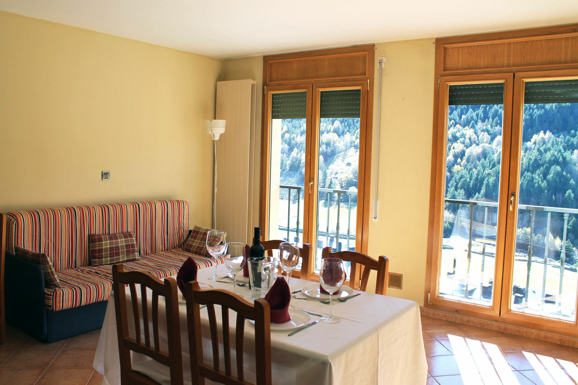 Apartamentos Glac Soldeu 3000 Bordes d'Envalira Екстериор снимка